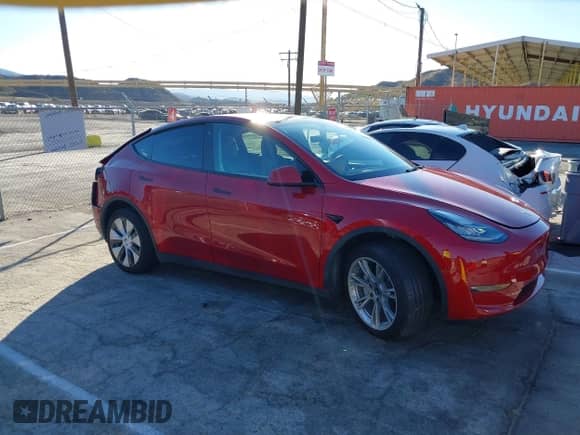 2021 Tesla Model Y Long Range with VIN 5YJYGDEE8MF203817, listed as a IAAI auction lot 43469412 with 41,471 mi miles and . Bid and sale history available at DreamBid. Image 1.