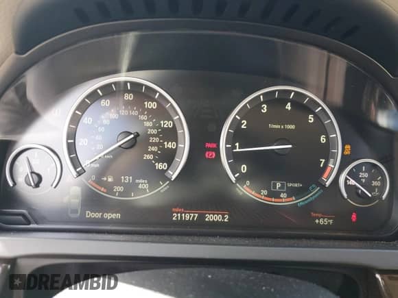 2011 BMW 7 Series 740Li with VIN WBAKB4C52BC392785, listed as a Copart auction lot 86619215 with 211,977 mi miles and Clean title. Bid and sale history available at DreamBid. Image 9.