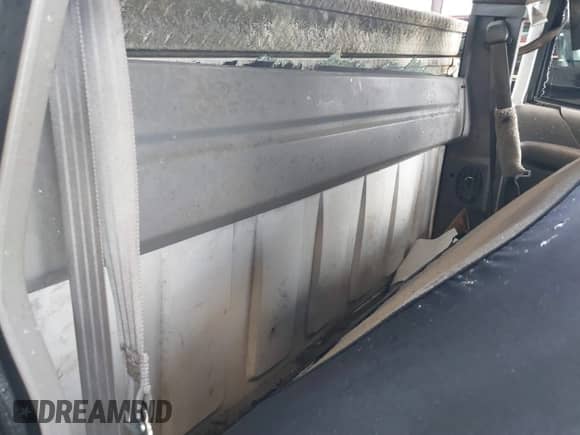 1997 Chevrolet Silverado 2500 с VIN 1GCGK24R4VE160857, выставлен на аукционе IAAI как лот 41798803 с пробегом 272 908 миль миль и . История ставок и продаж доступна на DreamBid. Изображение 8.