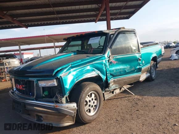 1995 GMC Sierra 1500 with VIN 1GTEC14H3SZ524194, listed as a IAAI auction lot 43065059 with 234,834 mi miles and . Bid and sale history available at DreamBid. Image 17.