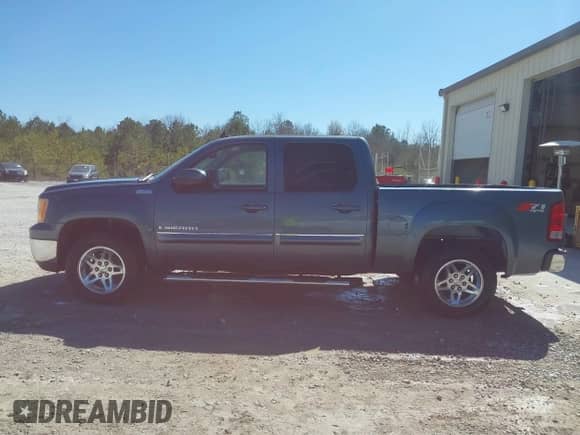 2008 GMC Sierra 1500 Work Truck with VIN 2GTEK133681242190, listed as a IAAI auction lot 41784934 with 394,088 mi miles and . Bid and sale history available at DreamBid. Image 14.