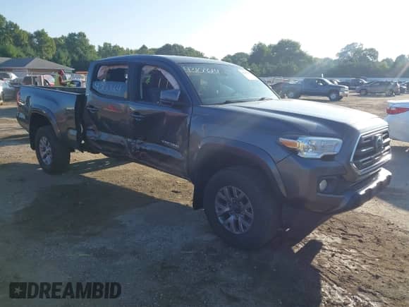2019 Toyota Tacoma SR5 с VIN 5TFDZ5BN0KX040506, выставлен на аукционе IAAI как лот 43100664 с пробегом 143 995 миль миль и . История ставок и продаж доступна на DreamBid. Изображение 1.