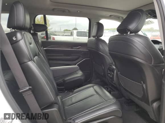 2022 Jeep Grand Cherokee Limited with VIN 1C4RJKBG9N8527232, listed as a Copart auction lot 81664255 with 30,357 mi miles and Salvage title. Bid and sale history available at DreamBid. Image 11.