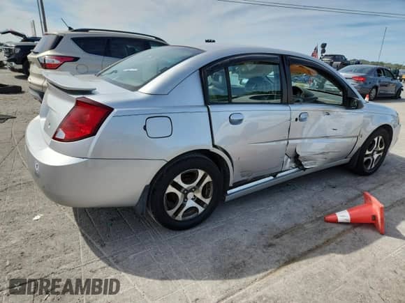 2005 Saturn ION ION 3 with VIN 1G8AL54F95Z114728, listed as a Copart auction lot 70718125 with 102,769 mi miles and Clean title. Bid and sale history available at DreamBid. Image 3.
