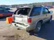 2002 Chevrolet Blazer LS с VIN 1GNCS18W12K145228, выставлен на аукционе IAAI как лот 41653692 с пробегом 213 764 миль миль и . История ставок и продаж доступна на DreamBid. Изображение 4.