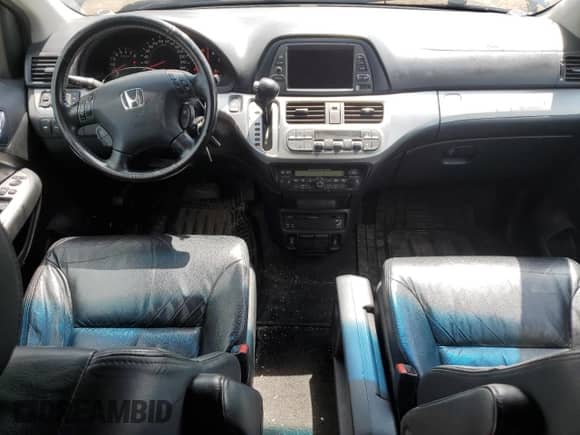 2010 Honda Odyssey with VIN 5FNRL3H81AB507082, listed as a Copart auction lot 62931535 with 328,109 mi miles and Salvage title. Bid and sale history available at DreamBid. Image 8.