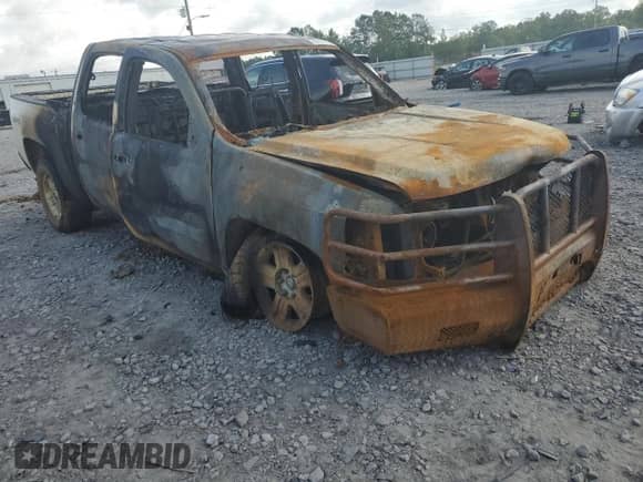 2011 Chevrolet Silverado 1500 LS z VIN 3GCPKREA2BG214100, wystawiony jako Copart lot #56740355 z przebiegiem Nie podano mil oraz Nie do naprawy • Non repairable. Historia ofert i sprzedaży dostępna na DreamBid. Obrazek 4.