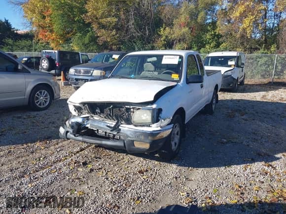 2003 Toyota Tacoma с VIN 5TEVL52N33Z227822, выставлен на аукционе IAAI как лот 43506827 с пробегом 230 709 миль миль и . История ставок и продаж доступна на DreamBid. Изображение 2.