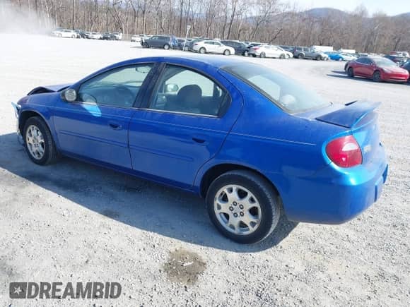2005 Dodge Neon SXT z VIN 1B3ES56CX5D156966, wystawiony jako IAAI lot #41781508 z przebiegiem 76 951 mil mil oraz . Historia ofert i sprzedaży dostępna na DreamBid. Obrazek 3.
