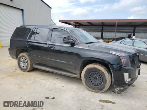 2017 Cadillac Escalade Luxury z VIN 1GYS4BKJ9HR197587, wystawiony jako Copart lot #53399435 z przebiegiem Nie podano mil oraz Czysty tytuł • Clean title. Historia ofert i sprzedaży dostępna na DreamBid. Obrazek 4.