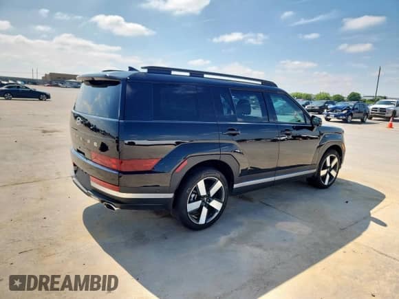 2024 Hyundai Santa Fe Limited z VIN 5NMP44GL9RH016043, wystawiony jako Copart lot #59611175 z przebiegiem 11 966 mil mil oraz Czysty tytuł • Clean title. Historia ofert i sprzedaży dostępna na DreamBid. Obrazek 3.
