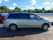 2010 Toyota Sienna XLE с VIN 5TDYK4CC3AS322446, выставлен на аукционе IAAI как лот 40596185 с пробегом Не указан миль и . История ставок и продаж доступна на DreamBid. Изображение 14.