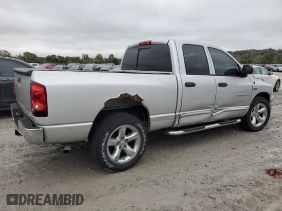 2007 Dodge 1500 SLT with VIN 1D7HA18217S132765, listed as a Copart auction lot 90615055 with 189,627 mi miles and Clean title. Bid and sale history available at DreamBid. Image 3.