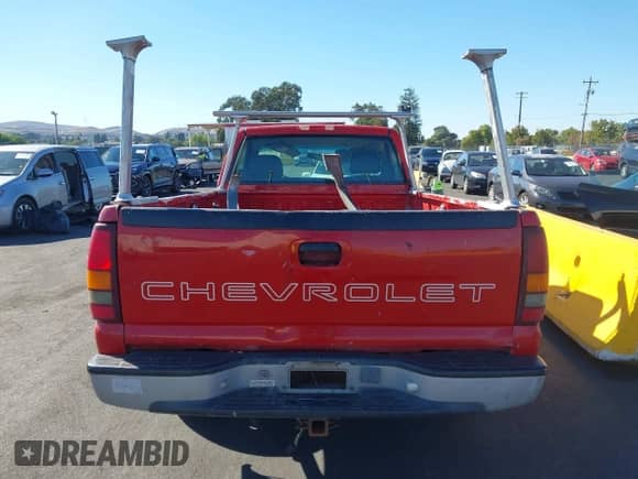 2001 Chevrolet Silverado 1500 with VIN 1GCEC14W41Z175981, listed as a IAAI auction lot 43482806 with 263,453 mi miles and . Bid and sale history available at DreamBid. Image 16.