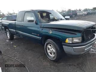 1996 Dodge 1500 with VIN 3B7HC13YXTG158105, listed as a IAAI auction lot 41983648 with 204,721 mi miles and . Bid and sale history available at DreamBid. Image 1.