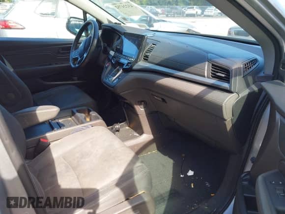 2019 Honda Odyssey EX with VIN 5FNRL6H58KB032555, listed as a IAAI auction lot 43224752 with 187,419 mi miles and . Bid and sale history available at DreamBid. Image 5.