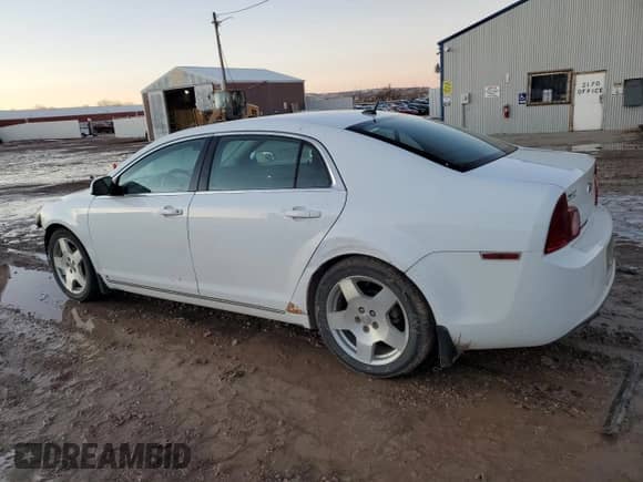 2010 Chevrolet Malibu 2LT with VIN 1G1ZD5E74AF121135, listed as a Copart auction lot 89097025 with 230,673 mi miles and Clean title. Bid and sale history available at DreamBid. Image 2.
