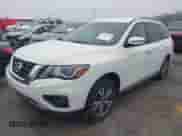 2019 Nissan Pathfinder S z VIN 5N1DR2MN2KC633945, wystawiony jako IAAI lot #41757390 z przebiegiem 120 214 mil mil oraz . Historia ofert i sprzedaży dostępna na DreamBid. Obrazek 17.