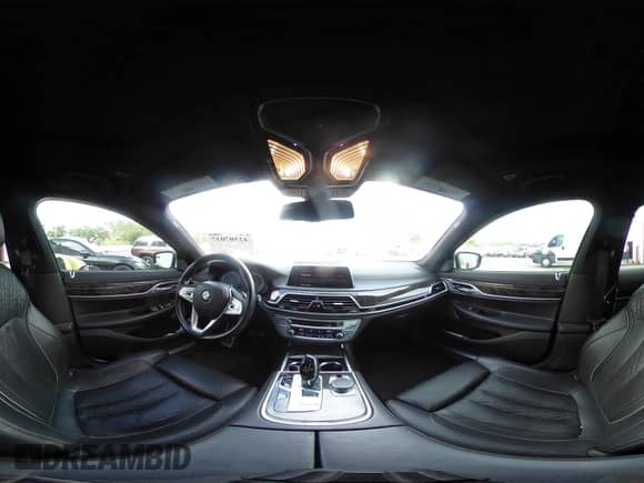 2019 BMW 7 Series 750i с VIN WBA7F0C5XKGM24636, выставлен на аукционе IAAI как лот 42507037 с пробегом 83 157 миль миль и . История ставок и продаж доступна на DreamBid. Изображение 19.