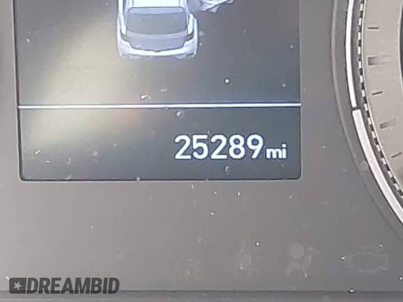 2020 Hyundai Venue SEL z VIN KMHRC8A30LU047947, wystawiony jako IAAI lot #43060381 z przebiegiem 25 289 mil mil oraz . Historia ofert i sprzedaży dostępna na DreamBid. Obrazek 16.