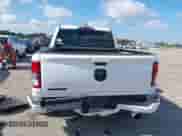 2021 Ram 1500 Lone Star z VIN 1C6RREFT1MN749997, wystawiony jako IAAI lot #41306635 z przebiegiem 59 451 mil mil oraz . Historia ofert i sprzedaży dostępna na DreamBid. Obrazek 16.