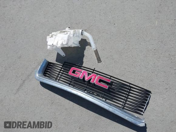 2000 Chevrolet Silverado 1500 with VIN 1GCEC14VXYE374932, listed as a IAAI auction lot 41981576 with Not provided miles and . Bid and sale history available at DreamBid. Image 12.