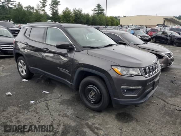 2019 Jeep Compass Latitude с VIN 3C4NJDBB5KT742294, выставлен на аукционе Copart как лот 66350475 с пробегом 83 848 миль миль и Списание • Salvage title. История ставок и продаж доступна на DreamBid. Изображение 4.