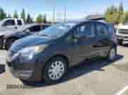 2018 Nissan Note SV z VIN 3N1CE2CP6JL360545, wystawiony jako Copart lot #84923555 z przebiegiem 86 083 mil mil oraz Czysty tytuł • Clean title. Historia ofert i sprzedaży dostępna na DreamBid. Obrazek 1.