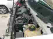 2009 Ford Econoline Cargo Commercial z VIN 1FTNE14W29DA56023, wystawiony jako IAAI lot #42362663 z przebiegiem 211 326 mil mil oraz . Historia ofert i sprzedaży dostępna na DreamBid. Obrazek 21.