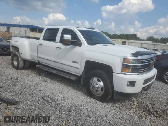 2016 Chevrolet Silverado 3500HD High Country с VIN 1GC4K1E86GF123504, выставлен на аукционе Copart как лот 62866225 с пробегом 218 700 миль миль и Чистый • Clean title. История ставок и продаж доступна на DreamBid. Изображение 4.
