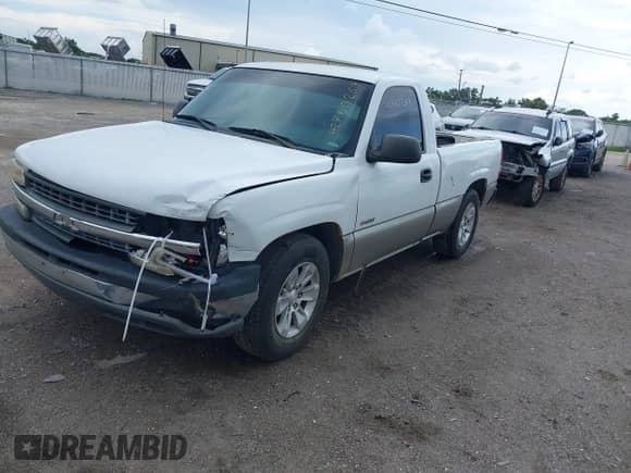 2001 Chevrolet Silverado 1500 with VIN 1GCEC14W01Z239000, listed as a IAAI auction lot 42760269 with 184,299 mi miles and . Bid and sale history available at DreamBid. Image 17.