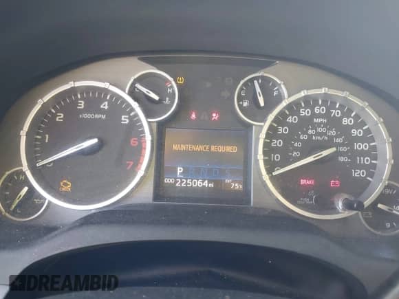 2015 Toyota Tundra SR z VIN 5TFUW5F14FX444236, wystawiony jako IAAI lot #43312117 z przebiegiem 225 064 mil mil oraz . Historia ofert i sprzedaży dostępna na DreamBid. Obrazek 7.