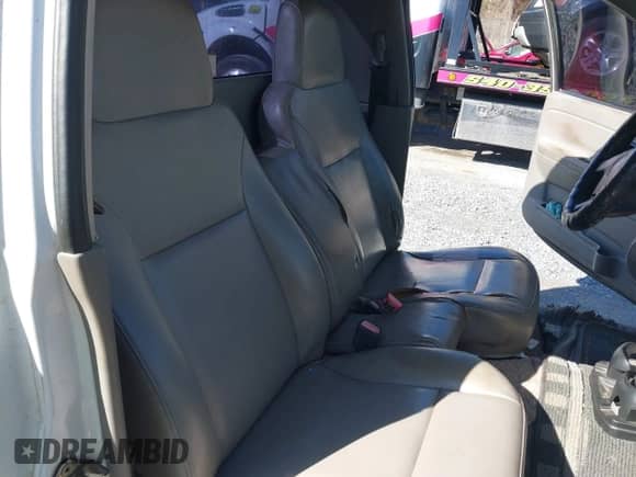 2008 Chevrolet Colorado Work Truck с VIN 1GCDT149988213758, выставлен на аукционе IAAI как лот 41516535 с пробегом Не указан миль и . История ставок и продаж доступна на DreamBid. Изображение 8.