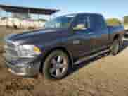 2016 Ram 1500 Big Horn z VIN 1C6RR6LM1GS333294, wystawiony jako Copart lot #81847794 z przebiegiem 43 891 mil mil oraz Szkoda całkowita • Salvage title. Historia ofert i sprzedaży dostępna na DreamBid. Obrazek 1.