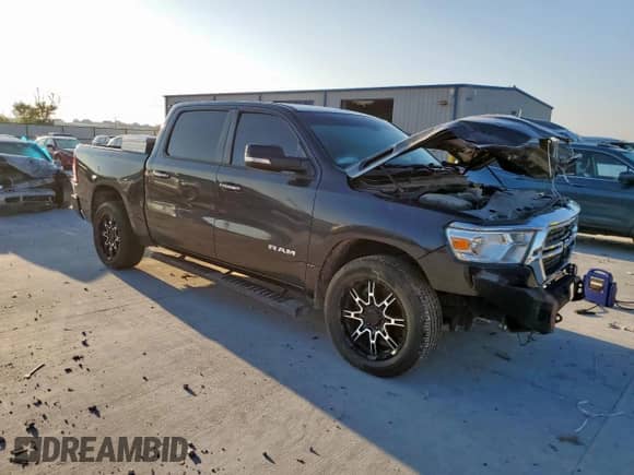 2020 Ram 1500 Lone Star with VIN 1C6RREFT4LN354159, listed as a Copart auction lot 81343235 with 171,495 mi miles and Salvage title. Bid and sale history available at DreamBid. Image 4.