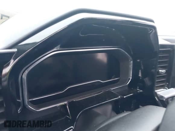 2022 Chevrolet Silverado 1500 High Country с VIN 3GCUDJET1NG668701, выставлен на аукционе IAAI как лот 42859797 с пробегом Не указан миль и . История ставок и продаж доступна на DreamBid. Изображение 7.