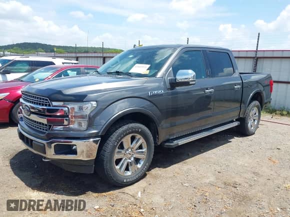 2018 Ford F-150 XL z VIN 1FTEW1EP7JKG02240, wystawiony jako IAAI lot #42663522 z przebiegiem 109 257 mil mil oraz . Historia ofert i sprzedaży dostępna na DreamBid. Obrazek 18.