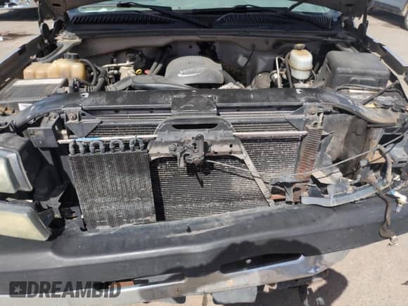 2004 Chevrolet Silverado 2500HD LS with VIN 1GCHK29U24E351919, listed as a Copart auction lot 53672635 with 432,445 mi miles and Salvage title. Bid and sale history available at DreamBid. Image 11.