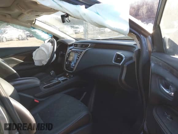 2021 Nissan Murano Platinum z VIN 5N1AZ2DS1MC138826, wystawiony jako IAAI lot #41441371 z przebiegiem 49 634 mil mil oraz . Historia ofert i sprzedaży dostępna na DreamBid. Obrazek 5.