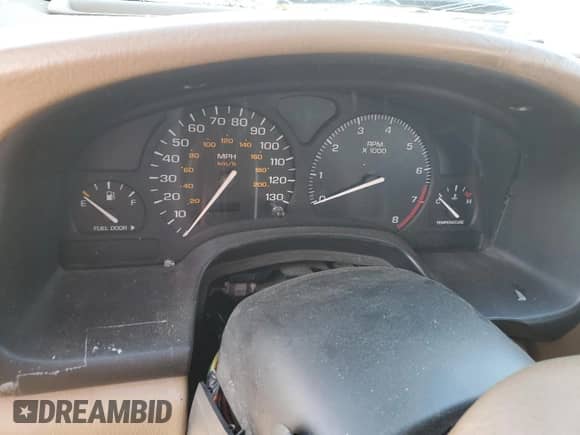2000 Saturn LW with VIN 1G8JU82F8YY643924, listed as a Copart auction lot 76891614 with Not provided miles and Salvage title. Bid and sale history available at DreamBid. Image 9.