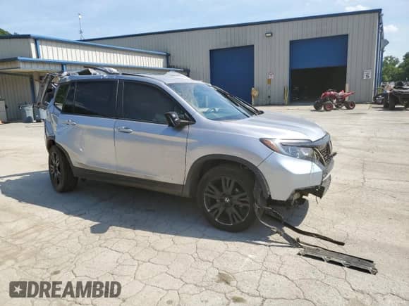 2021 Honda Passport Sport with VIN 5FNYF8H23MB001253, listed as a Copart auction lot 65848855 with 107,648 mi miles and Salvage title. Bid and sale history available at DreamBid. Image 4.