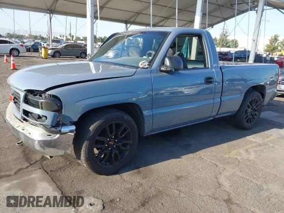 1999 GMC Sierra 1500 SLE with VIN 1GTEC14VXXZ504389, listed as a IAAI auction lot 43139898 with 190,389 mi miles and . Bid and sale history available at DreamBid. Image 17.