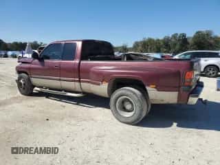 2001 Dodge 3500 with VIN 1B7MC33661J542774, listed as a Copart auction lot 46318505 with 400,963 mi miles and Salvage title. Bid and sale history available at DreamBid. Image 2.