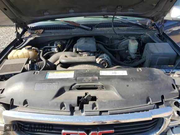 2000 GMC Sierra 1500 SLE with VIN 1GTEK19T1YE110461, listed as a Copart auction lot 64747115 with 273,717 mi miles and Salvage title. Bid and sale history available at DreamBid. Image 11.