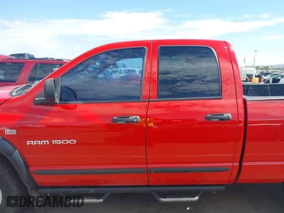 2004 Dodge 1500 SLT with VIN 1D7HU18D84S513484, listed as a IAAI auction lot 43410321 with 203,826 mi miles and . Bid and sale history available at DreamBid. Image 14.