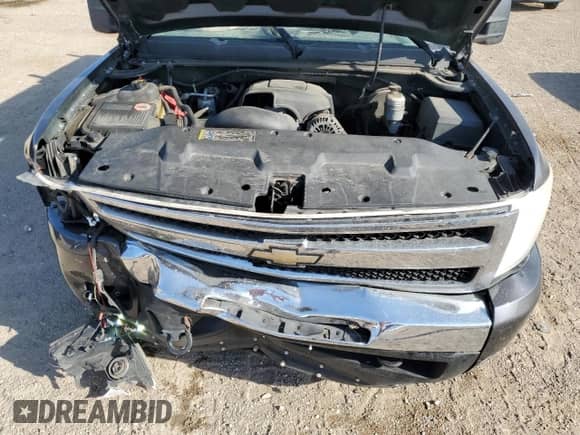 2011 Chevrolet Silverado 1500 LTZ with VIN 3GCPKTE32BG162899, listed as a Copart auction lot 83950435 with 136,170 mi miles and Salvage title. Bid and sale history available at DreamBid. Image 11.