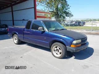 2001 Chevrolet S-10 LS с VIN 1GCCS19W018176716, выставлен на аукционе IAAI как лот 42035325 с пробегом 208 739 миль миль и . История ставок и продаж доступна на DreamBid. Изображение 1.