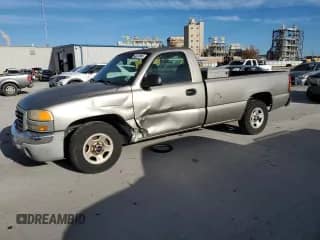 2003 GMC Sierra 1500 Work Truck с VIN 1GTEC14V33E288628, выставлен на аукционе Copart как лот 43372905 с пробегом 117 443 миль миль и Списание • Salvage title. История ставок и продаж доступна на DreamBid. Изображение 1.