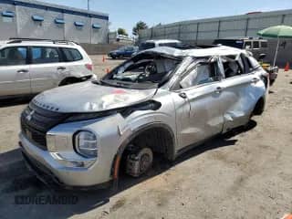 2022 Mitsubishi Outlander SE с VIN JA4J4UA86NZ064903, выставлен на аукционе Copart как лот 66280545 с пробегом Не указан миль и Списание • Salvage title. История ставок и продаж доступна на DreamBid. Изображение 1.