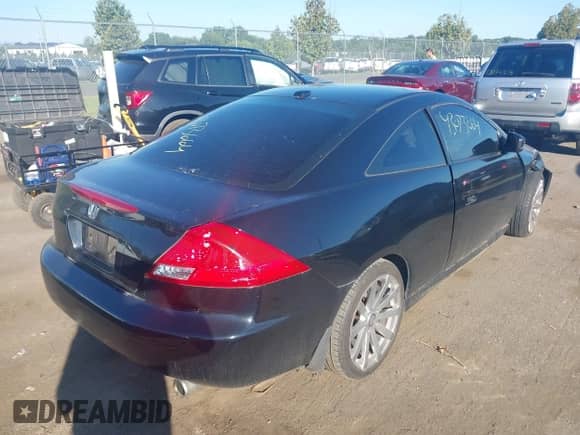 2007 Honda Accord EX-L с VIN 1HGCM72637A006232, выставлен на аукционе IAAI как лот 43073664 с пробегом 256 612 миль миль и . История ставок и продаж доступна на DreamBid. Изображение 4.